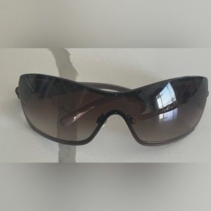 Chanel Grey Frame Crystal Camellia Flower CC -Logo Sunglasses